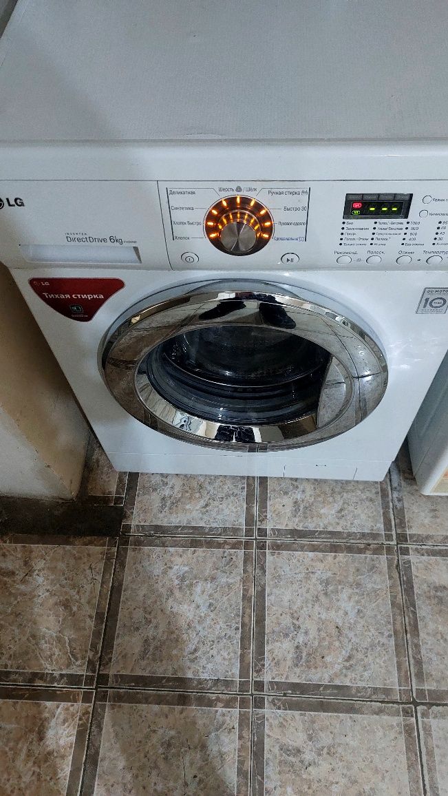 Продам стиральную машинку автомат lg direct drive 6 кг