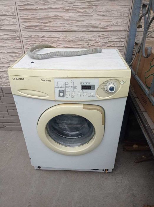 продается стиральная машина Samsung