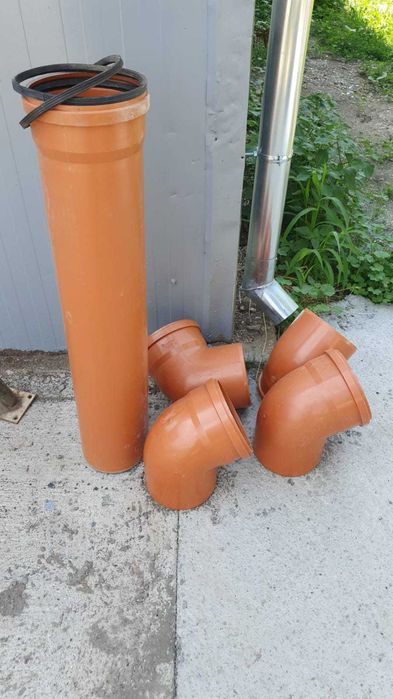 Tevi noi 200 diametru 4m lungime, pvc, portocalii pentru canalizare