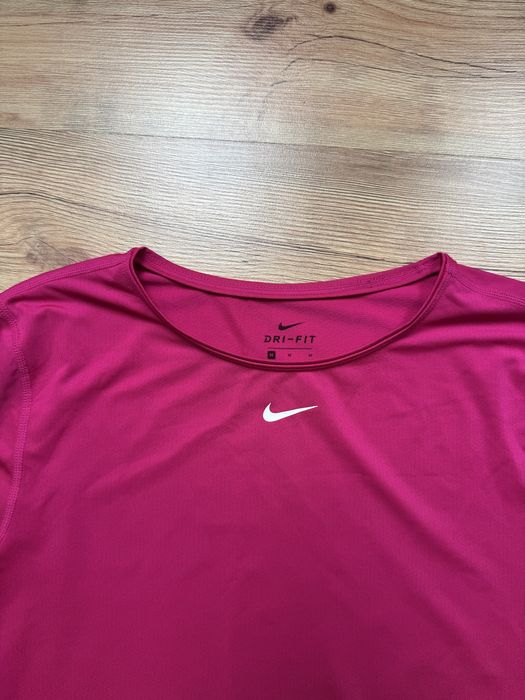 Дамска блузка Nike