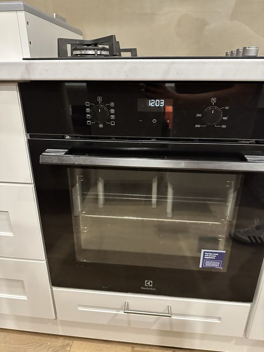 Cuptor si plita Electrolux