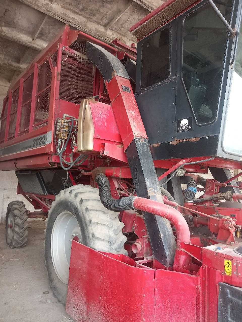 Paxta mashin 600 mln Narxi kelishiladi. xolati ideal. Soz xolatda
