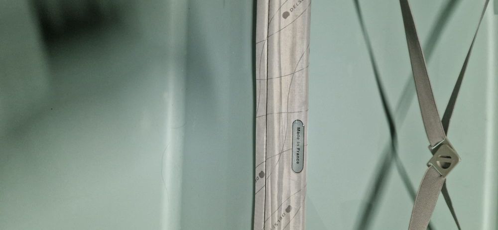 Troler din plastic rezistent FRANȚA