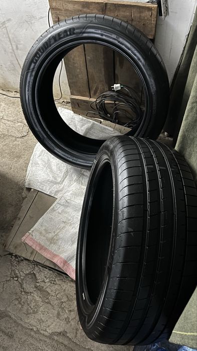 Goodyear 245/45/R20
