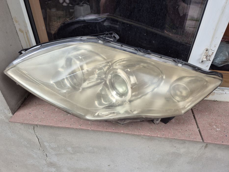 Vand faruri fata Renault Laguna