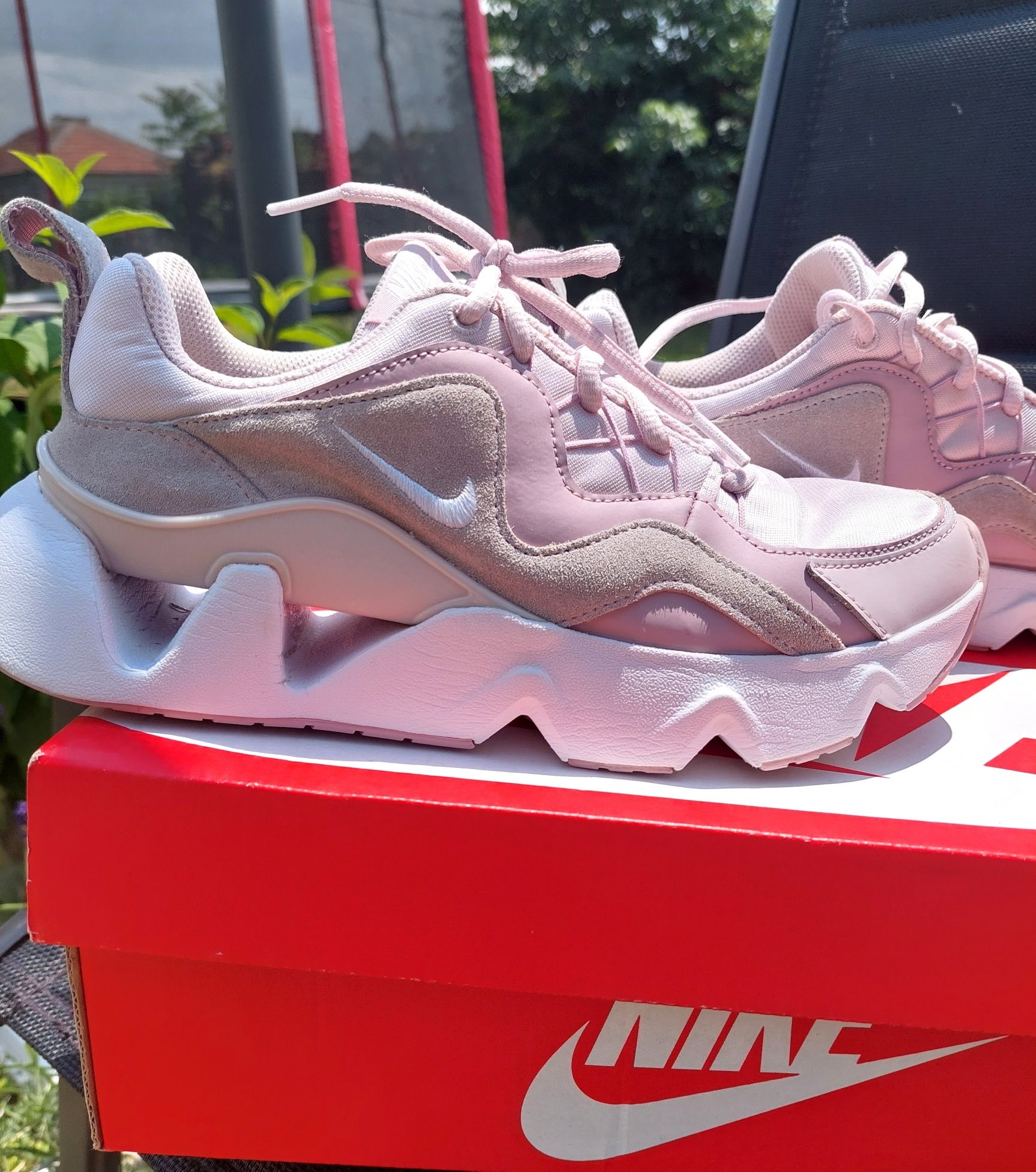 Маратонки Nike RYZ 365