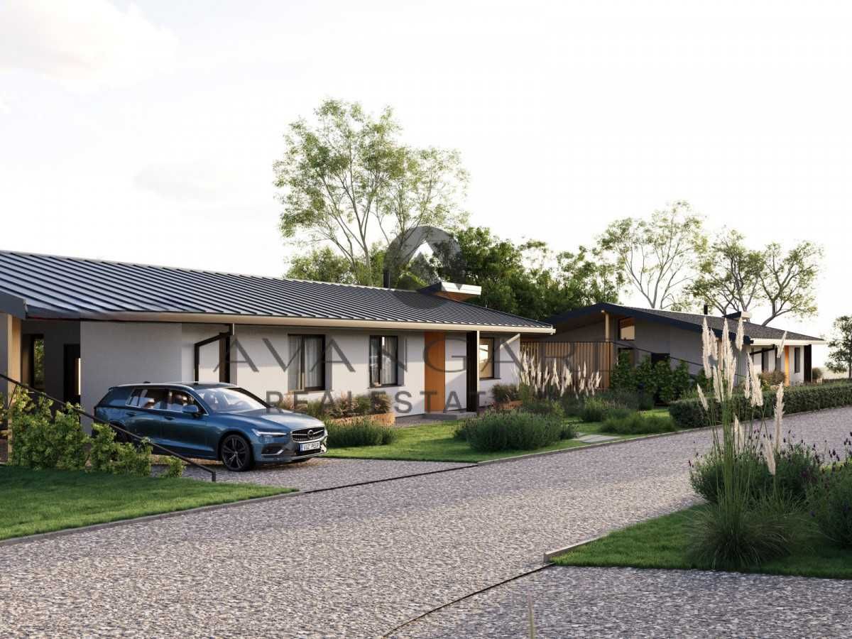 Продава се Къща в с. Храбрино, Област Пловдив - 222 кв.м за 1352 €/кв.м - Снимка #1