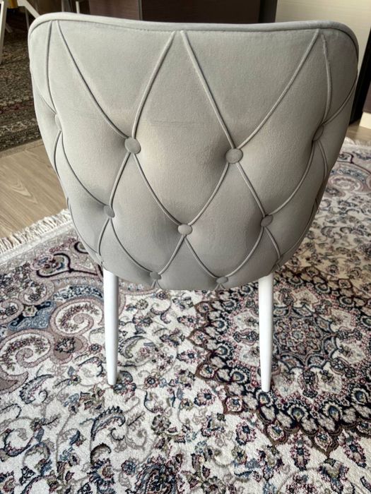 Продается стул кухонный