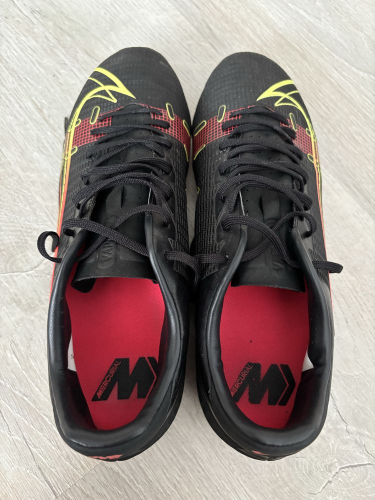 Vând ghete nike mercurial vapor 14 ca noi