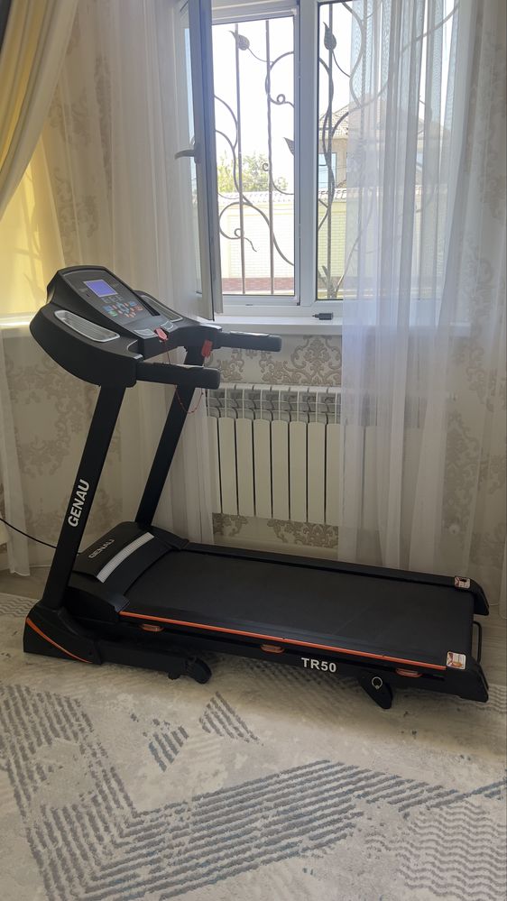 Продается дорожка для бега Genau