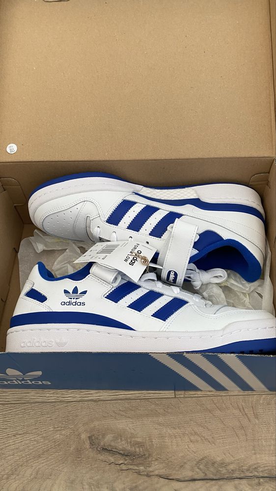 Маратонки adidas forum low