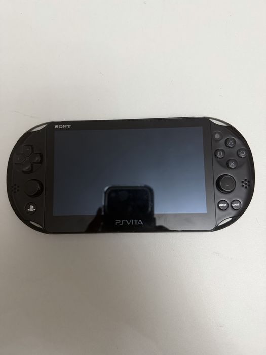 Продам PS vita, не прошитая