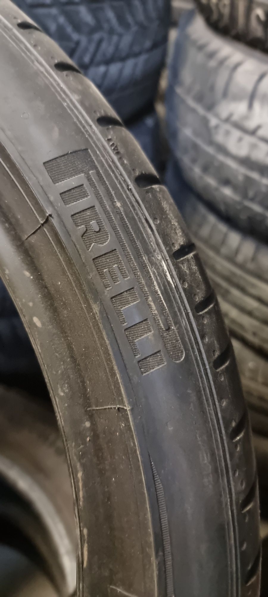 Единична лятна гума 235/35/19 Pirelli
