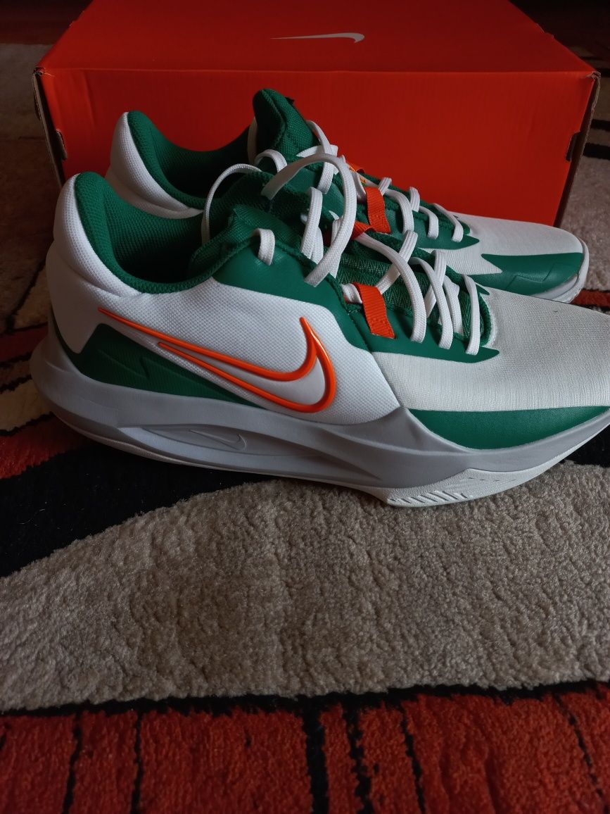 Adidași Nike Precision VI
