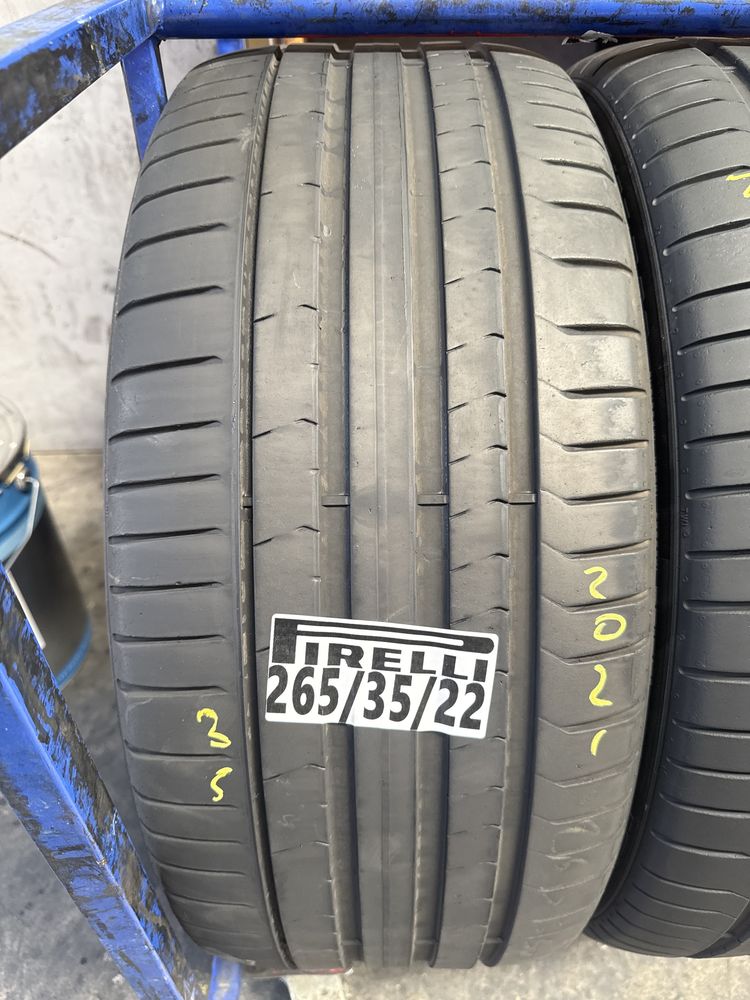 265/35/22 Pirelli