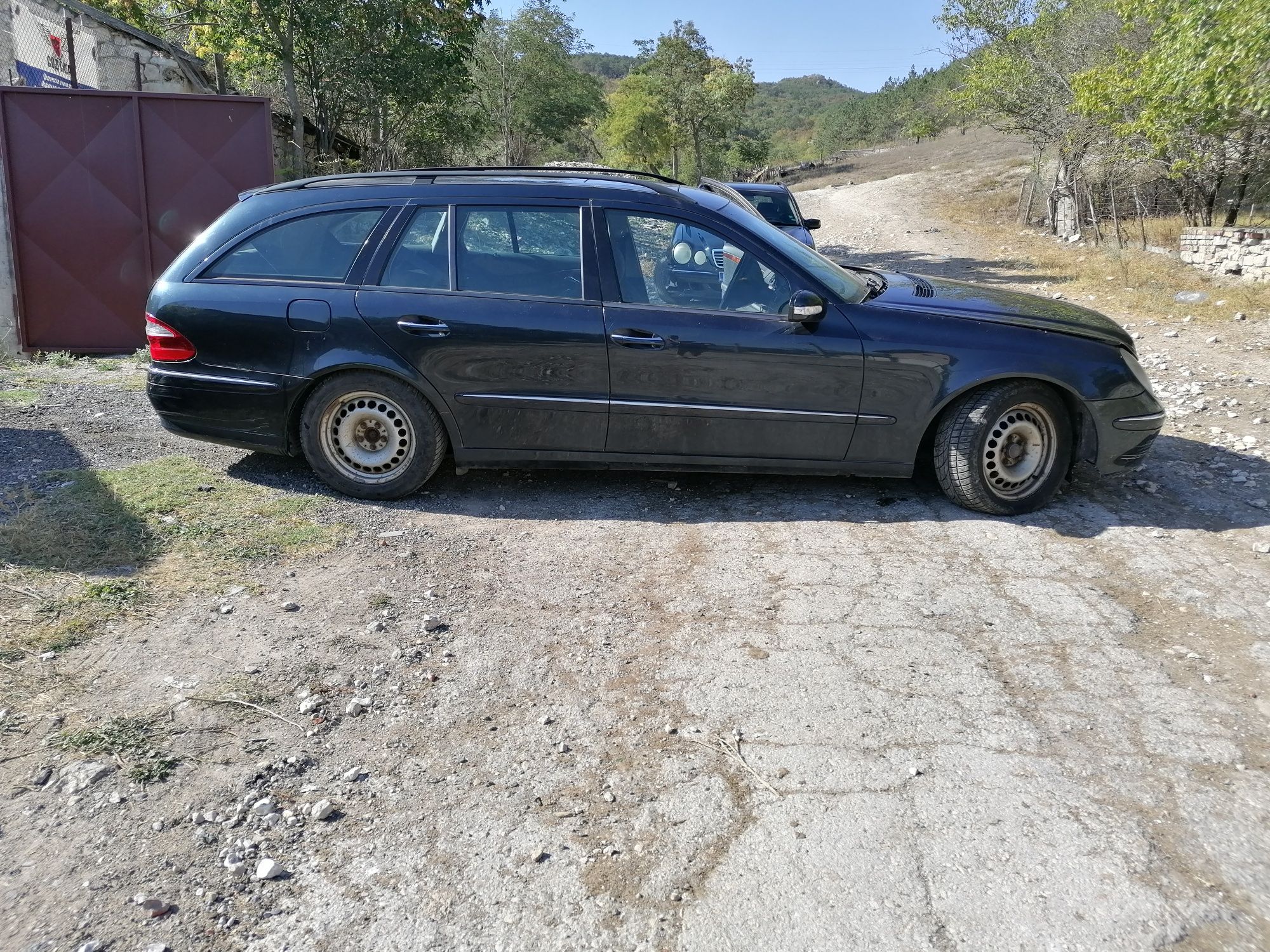 На части!!! Mercedes W211 E220 cdi  комби, elegance ЛЯВ ВОЛАН!!!