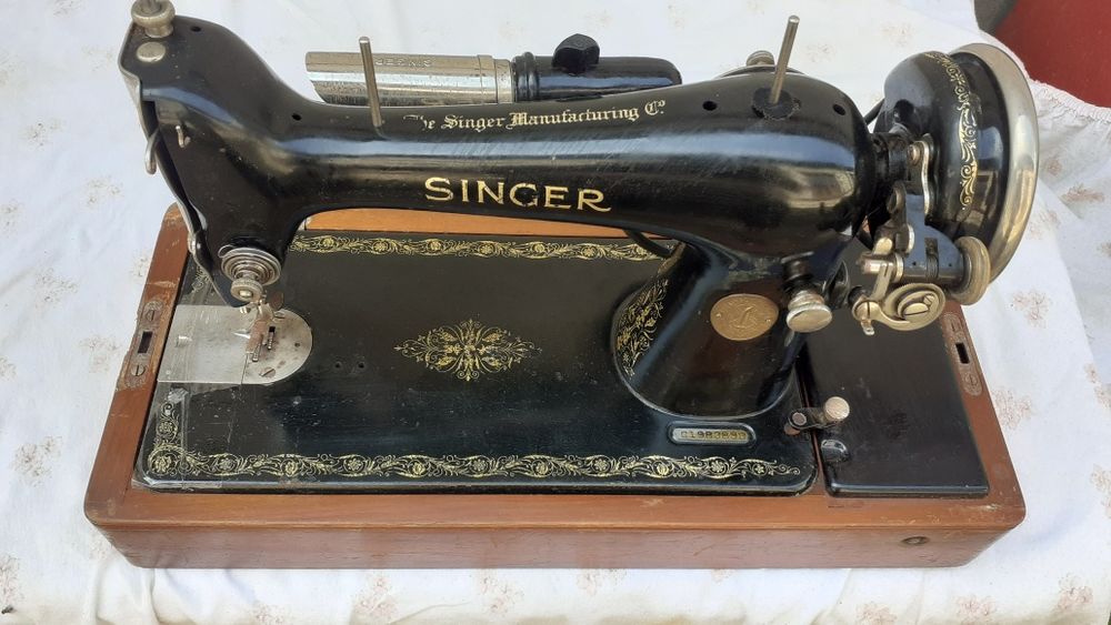 Mașină de cusut Sienger
