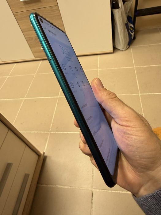 Infinix Hot 10 4/64gb