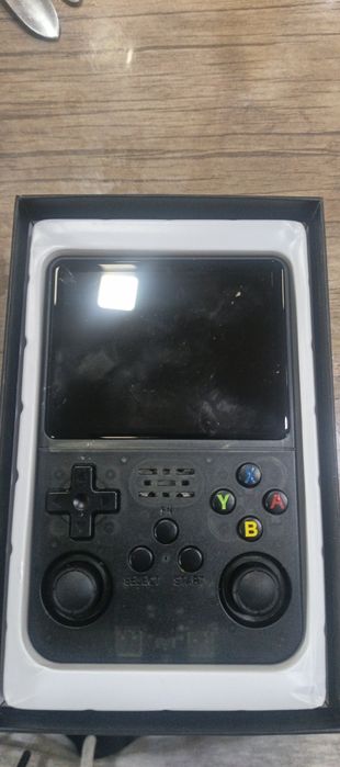 Продам два тетриса играли 3 дня