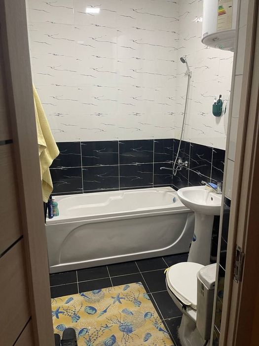 Гораделда янги домда 2хонали кв срочна ижарага берилади