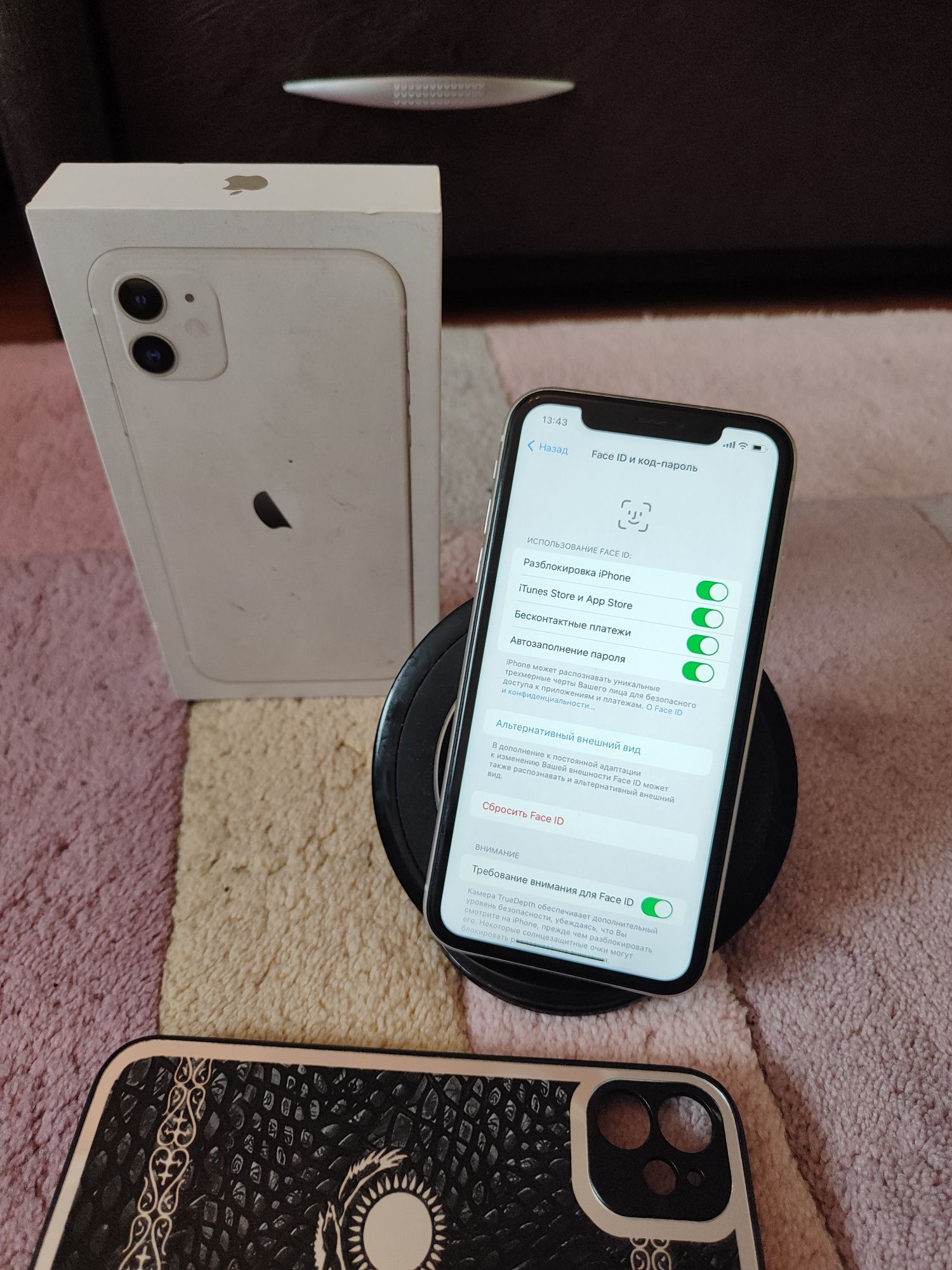 iPhone 11  128гб айфон