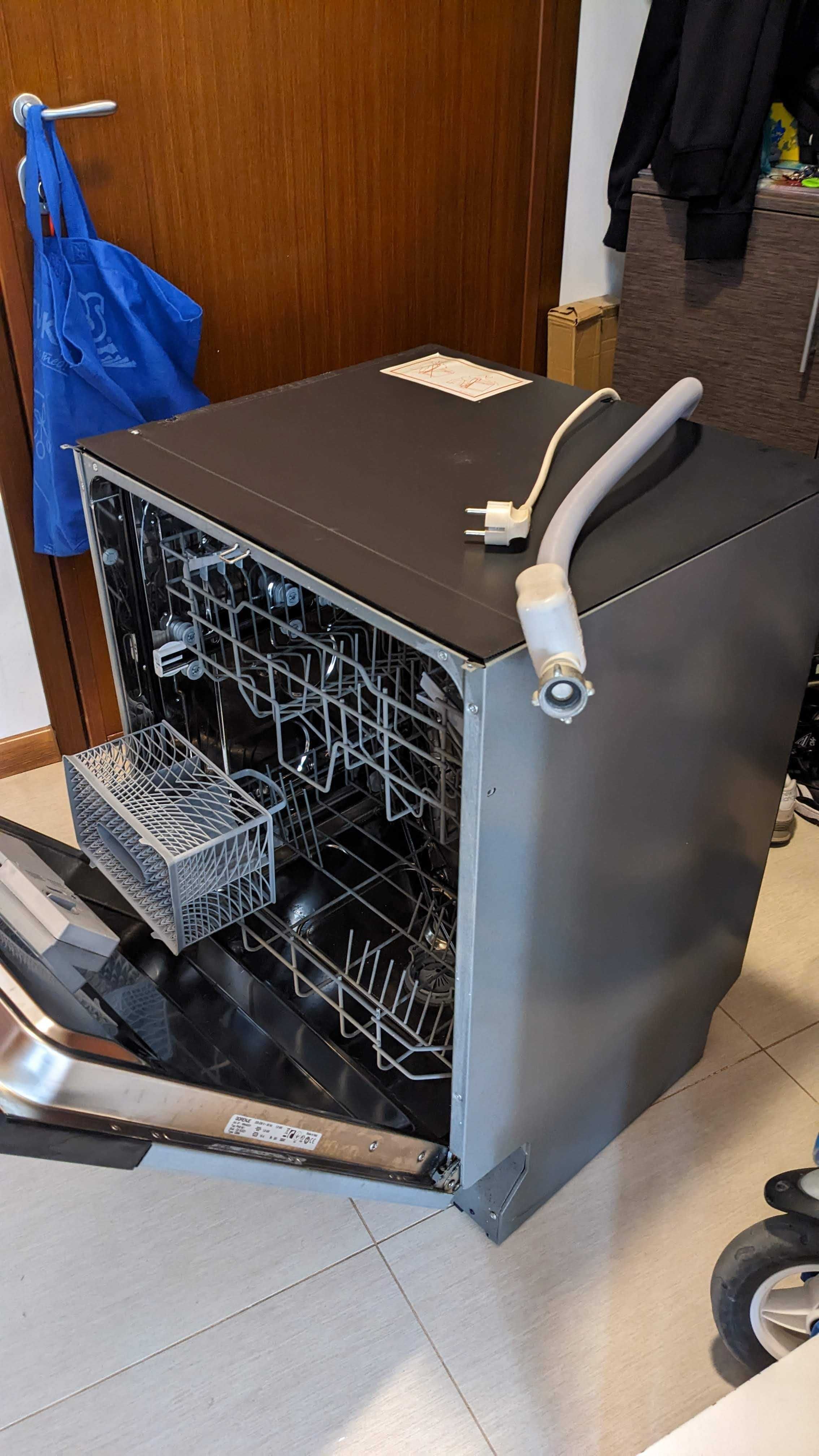 Съдомиялна машина Gorenje GV63321 за части