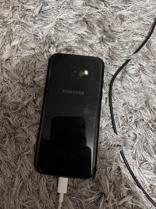 Vând Samsung Galaxy A5! 2017