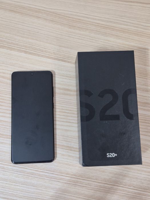 Продам Samsung S20+ В идеальном состояние все родное ничего не менял