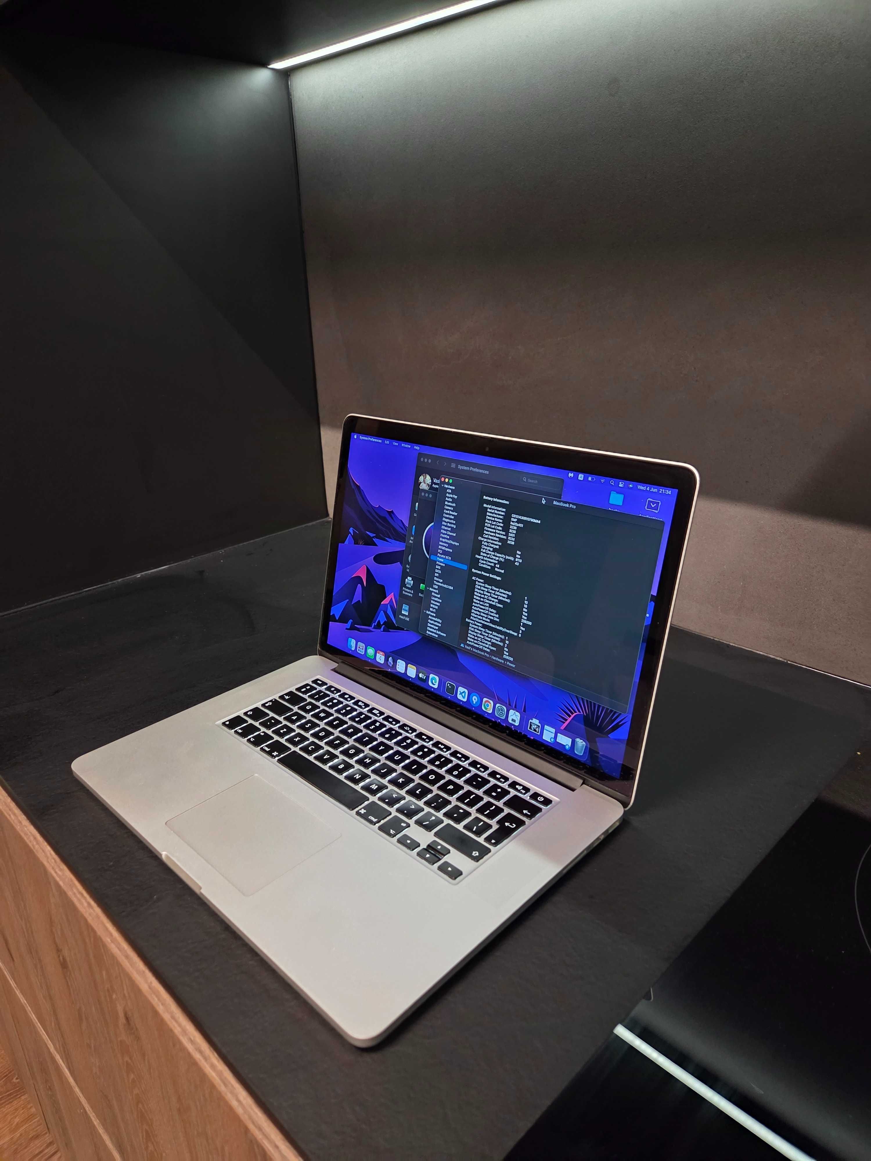 Macbook Pro 15' 2015 16GB 256GB сменена батерия