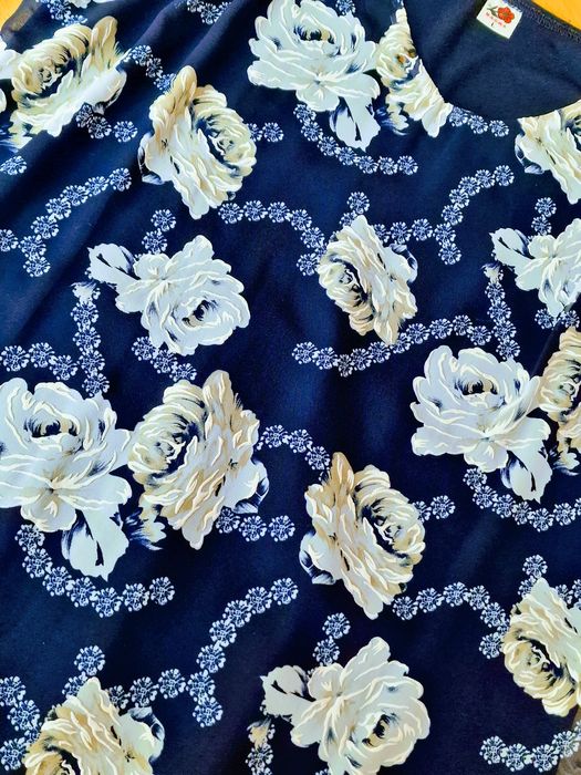 Bluza dama super model,insertii tiul