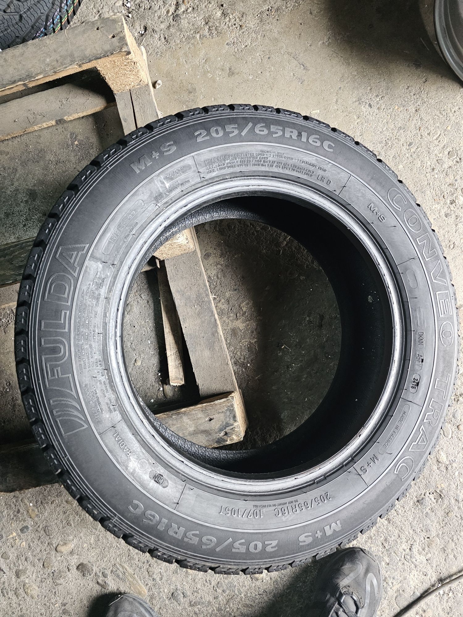 2 anvelope M&S 205 65 16C Fulda 7mm