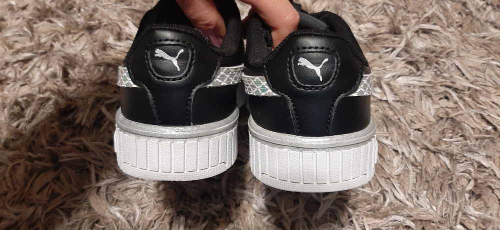 Puma negri 34 fete