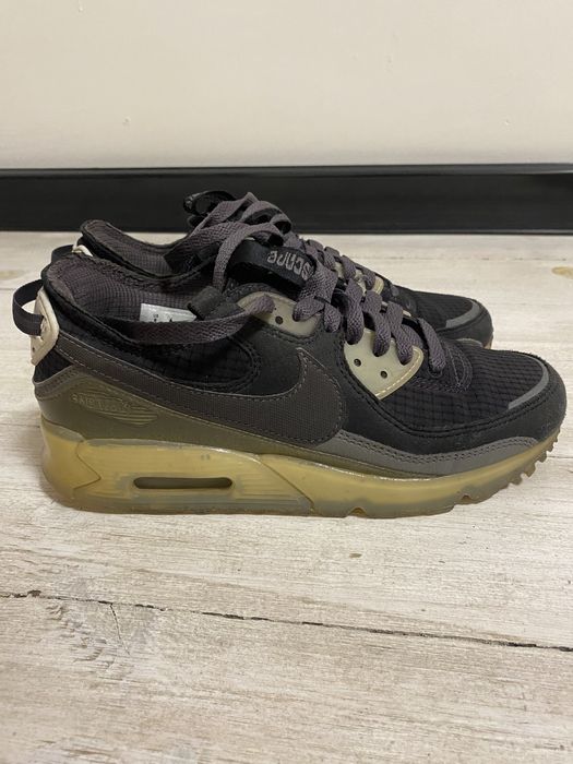 Nike Air Max 90 обувки