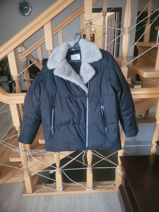 Продаю пуховик в отличном состоянии