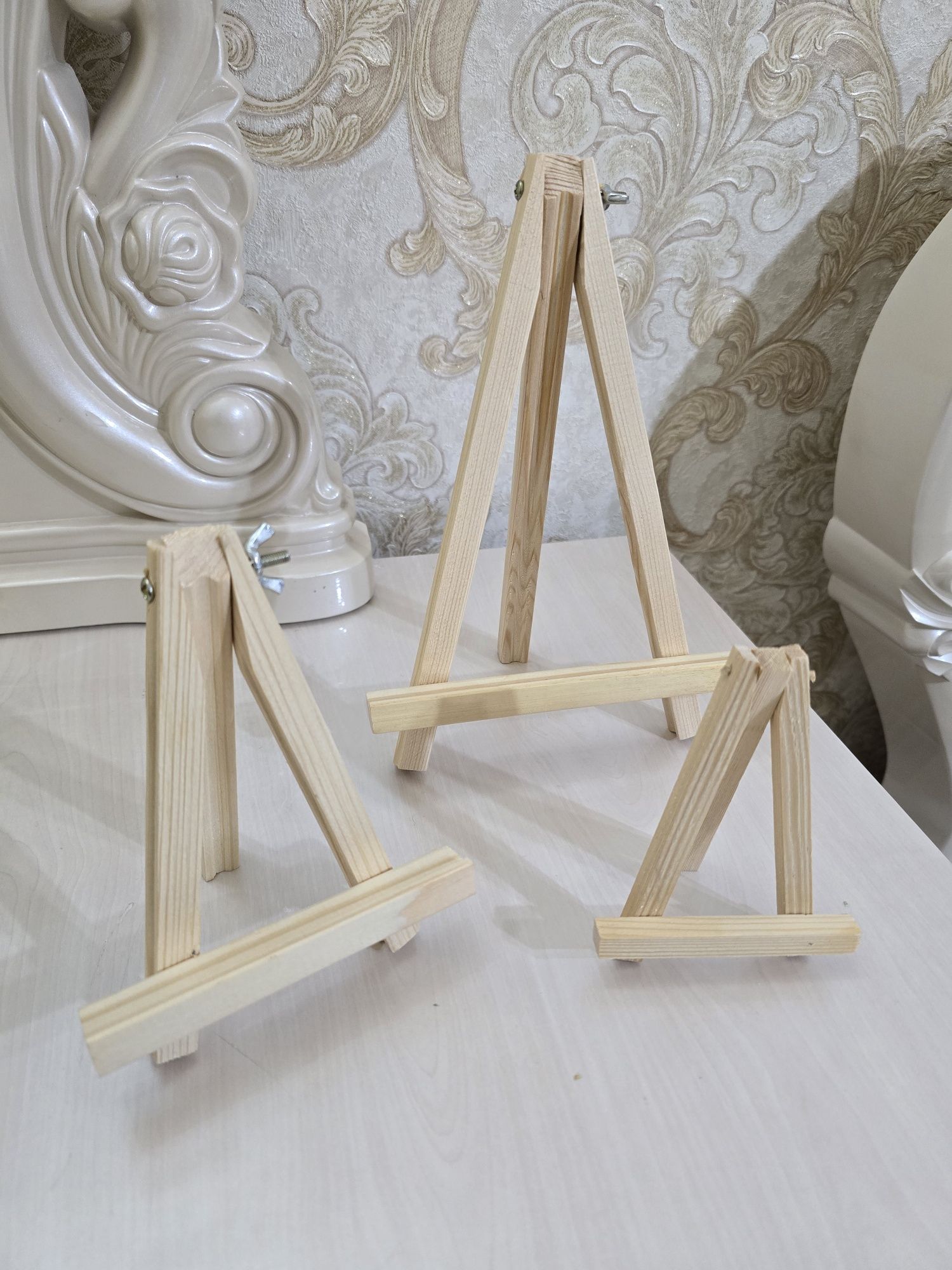 Маленький мольберт