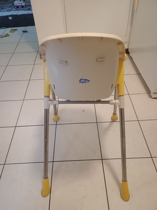 Scaun de masa pentru bebe little mom