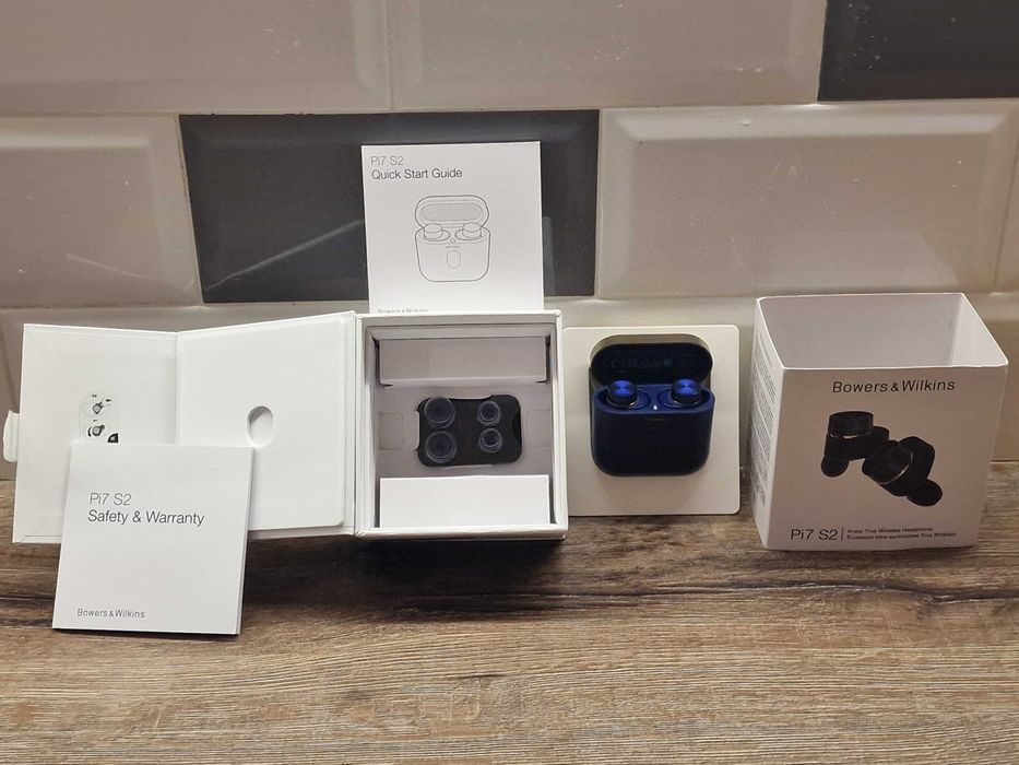 Слушалки Bower&Wilkins PI7