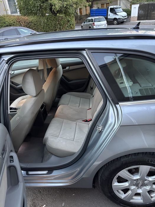 Audi a4 b8 2.0 tdi 2010