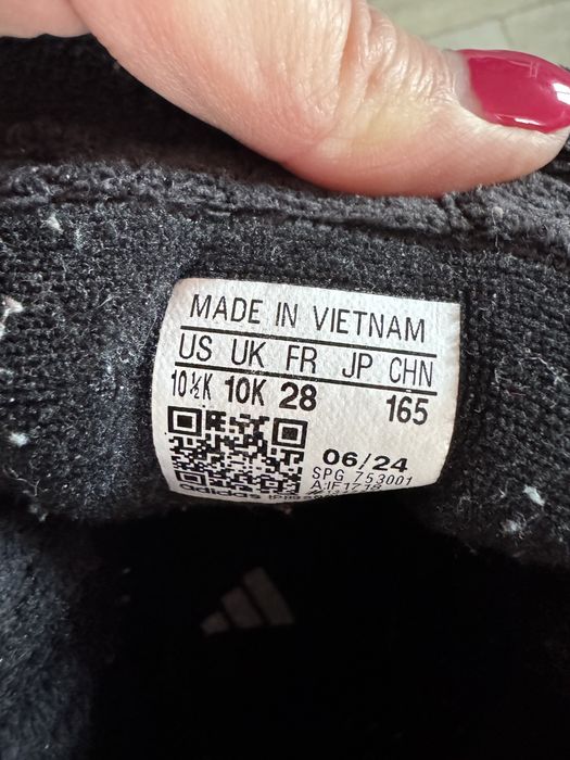Ботуши adidas 28 номер
