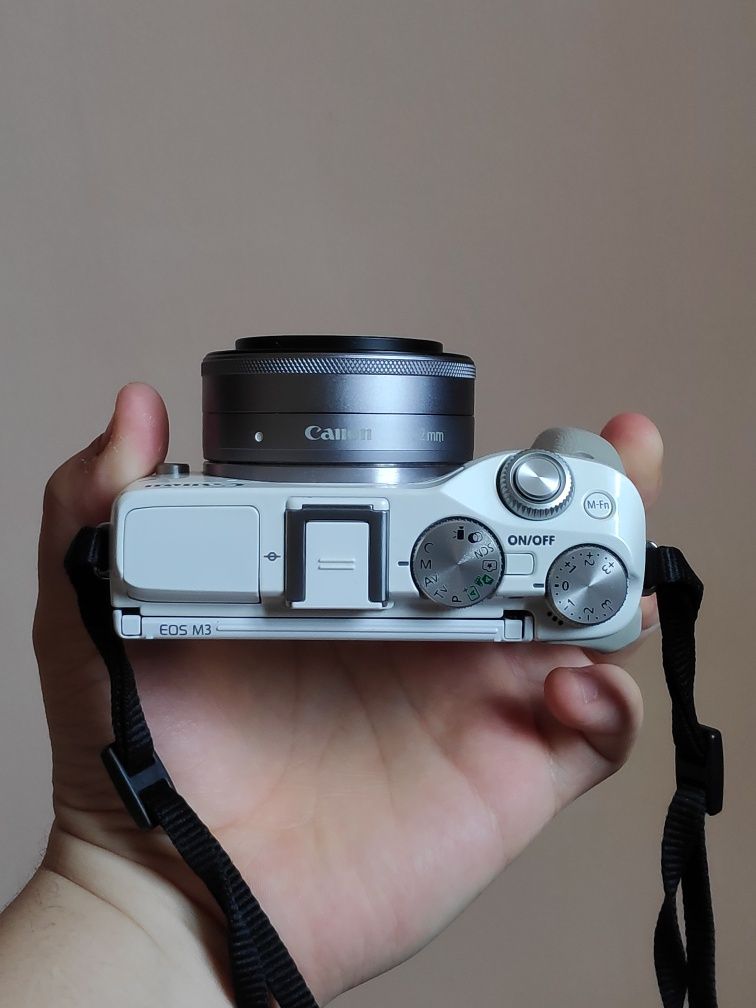 Canon eos M3 (24 mpx)