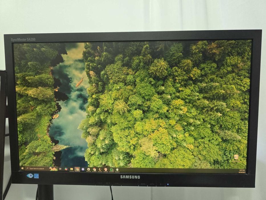 Unitate PC gaming de buget - perfect pentru școală, birou și jocuri