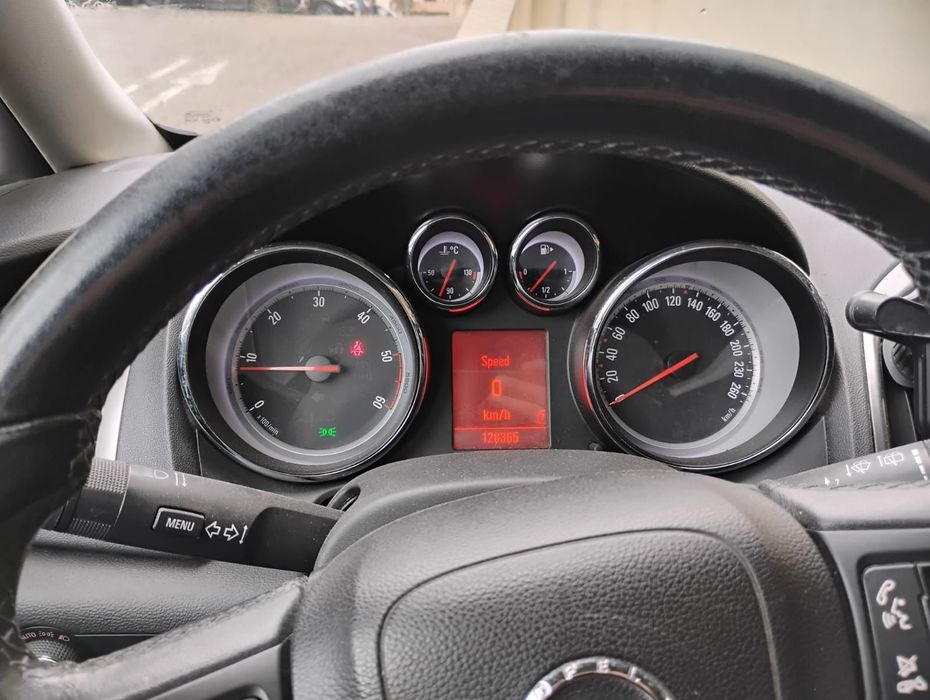 Opel Astra J 1.7 cdti 2012 SCHIMB