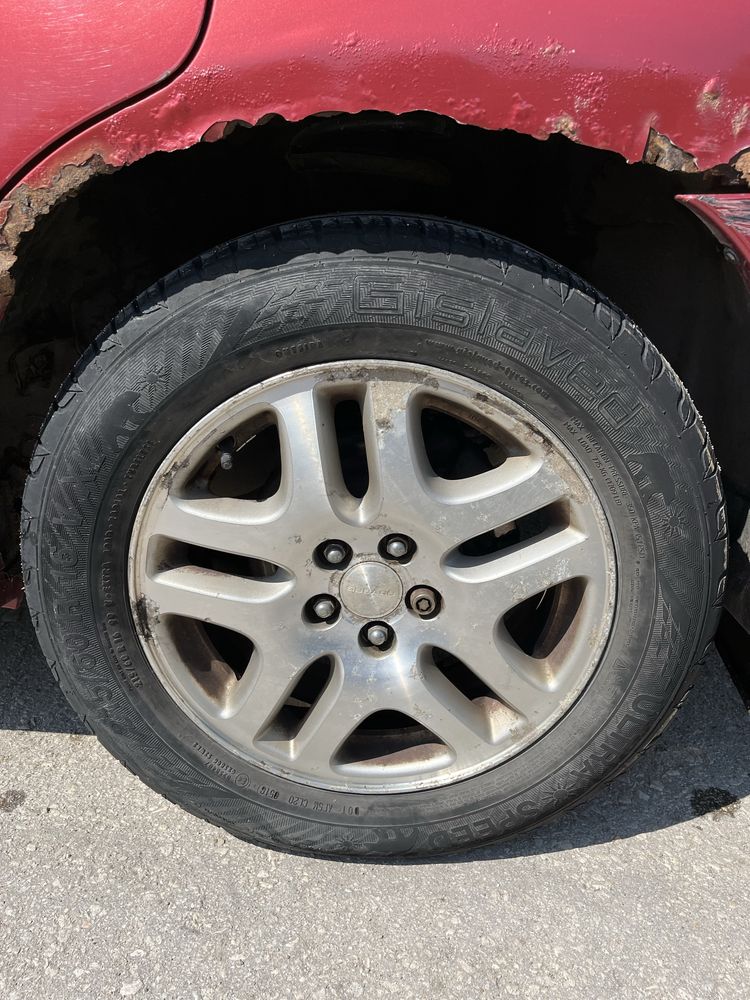 Subaru Forestar XT на части
