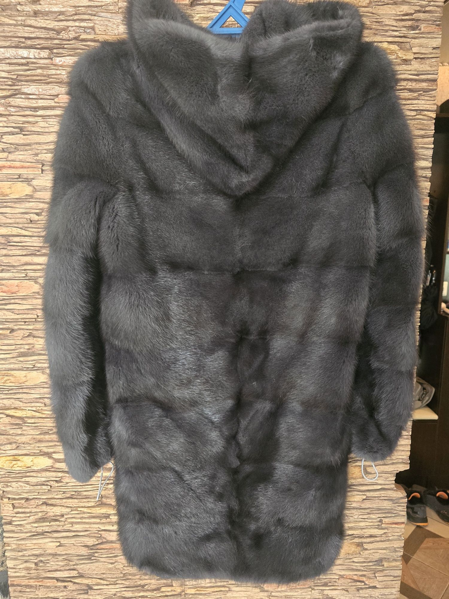 Продам норковую шубу