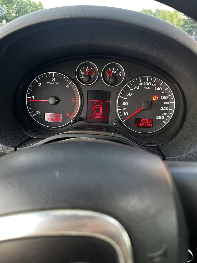 Audi a3 8p 1.9 TDİ 105 BKC