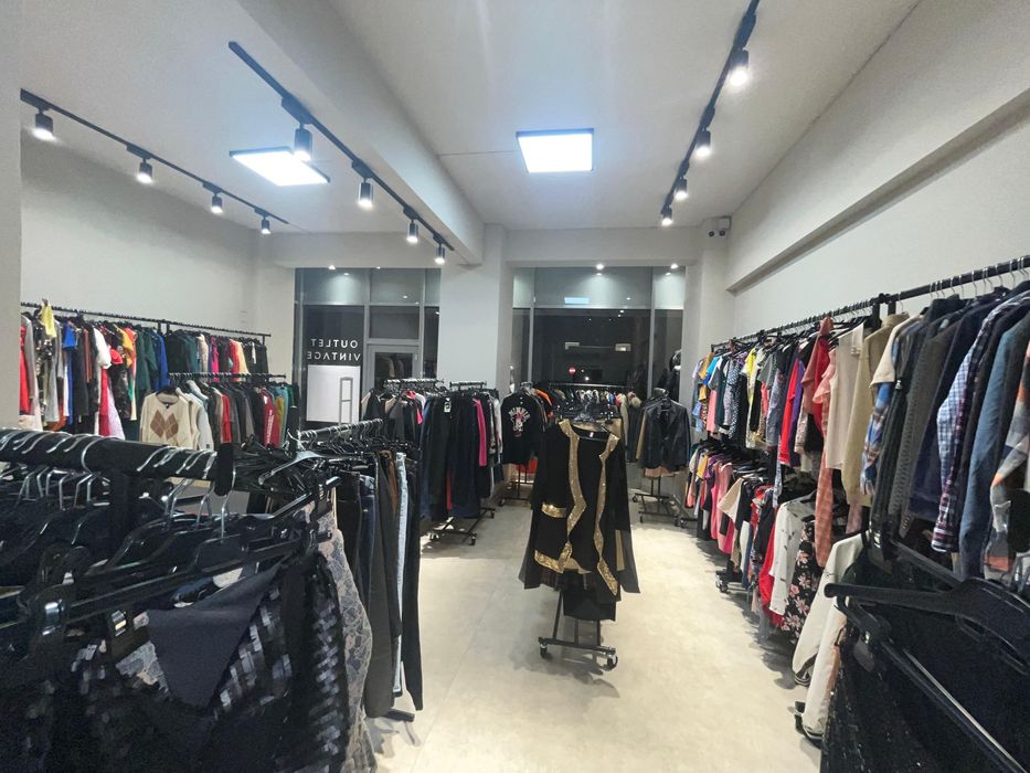 Afacere la Cheie magazin outlet vintage