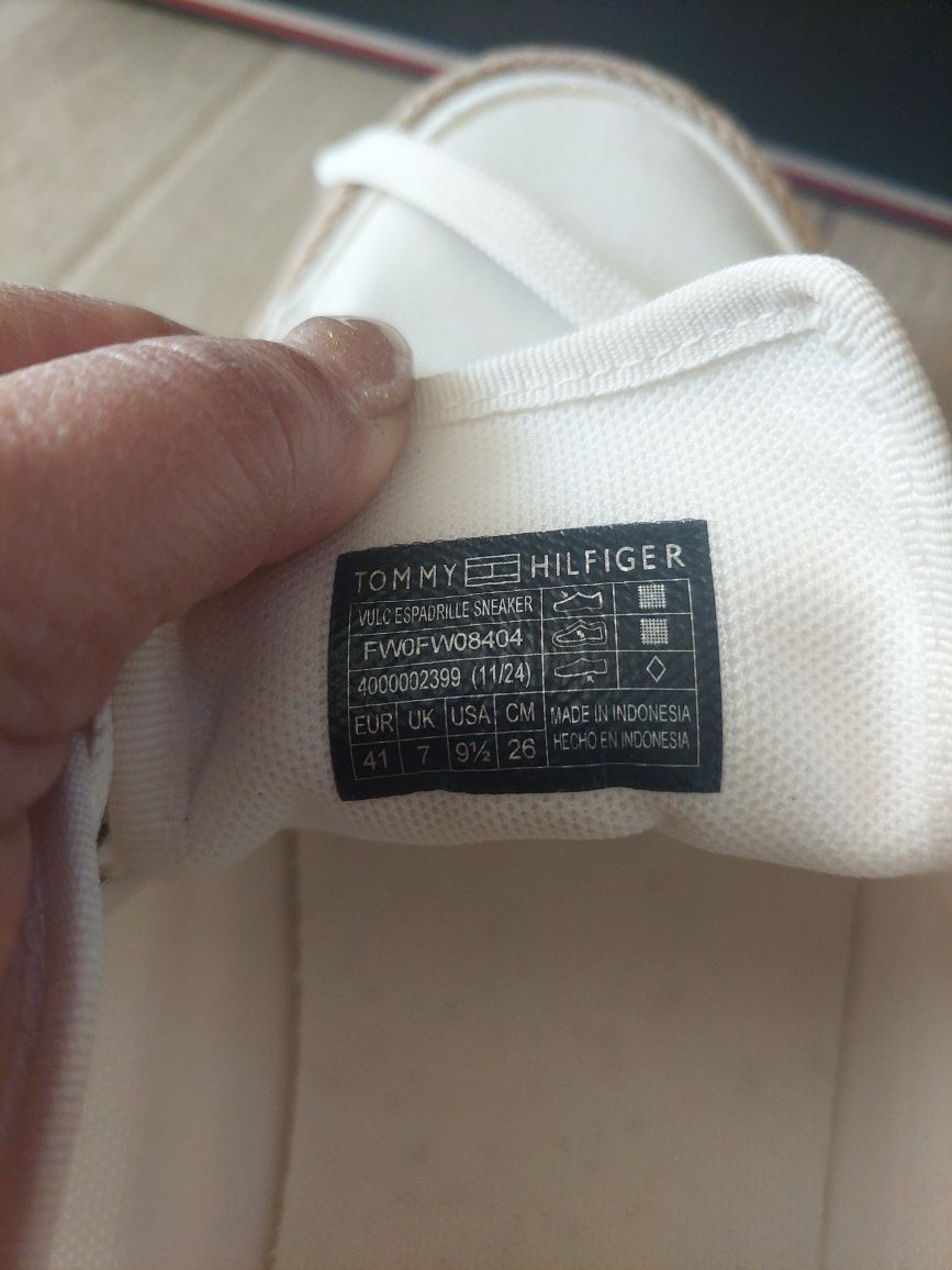 Кецове Tommy Hilfiger