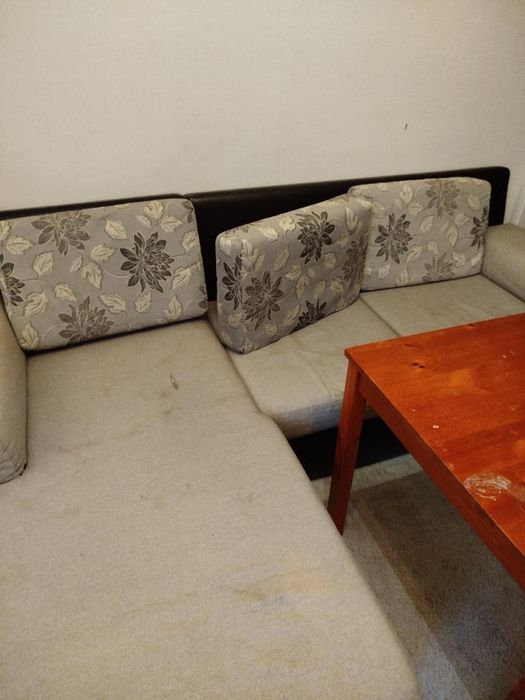 Ъглов разтегателен диван