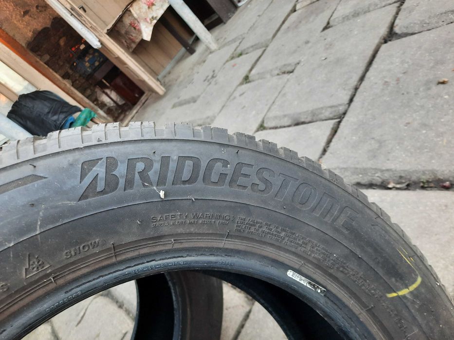 Anvelope iarna R16/ 215 /65