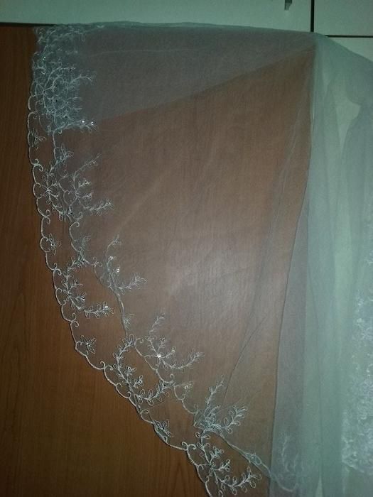 Oferta AZI! Rochie mireasa tip printesa, bolero, voal, gentuta cadou.